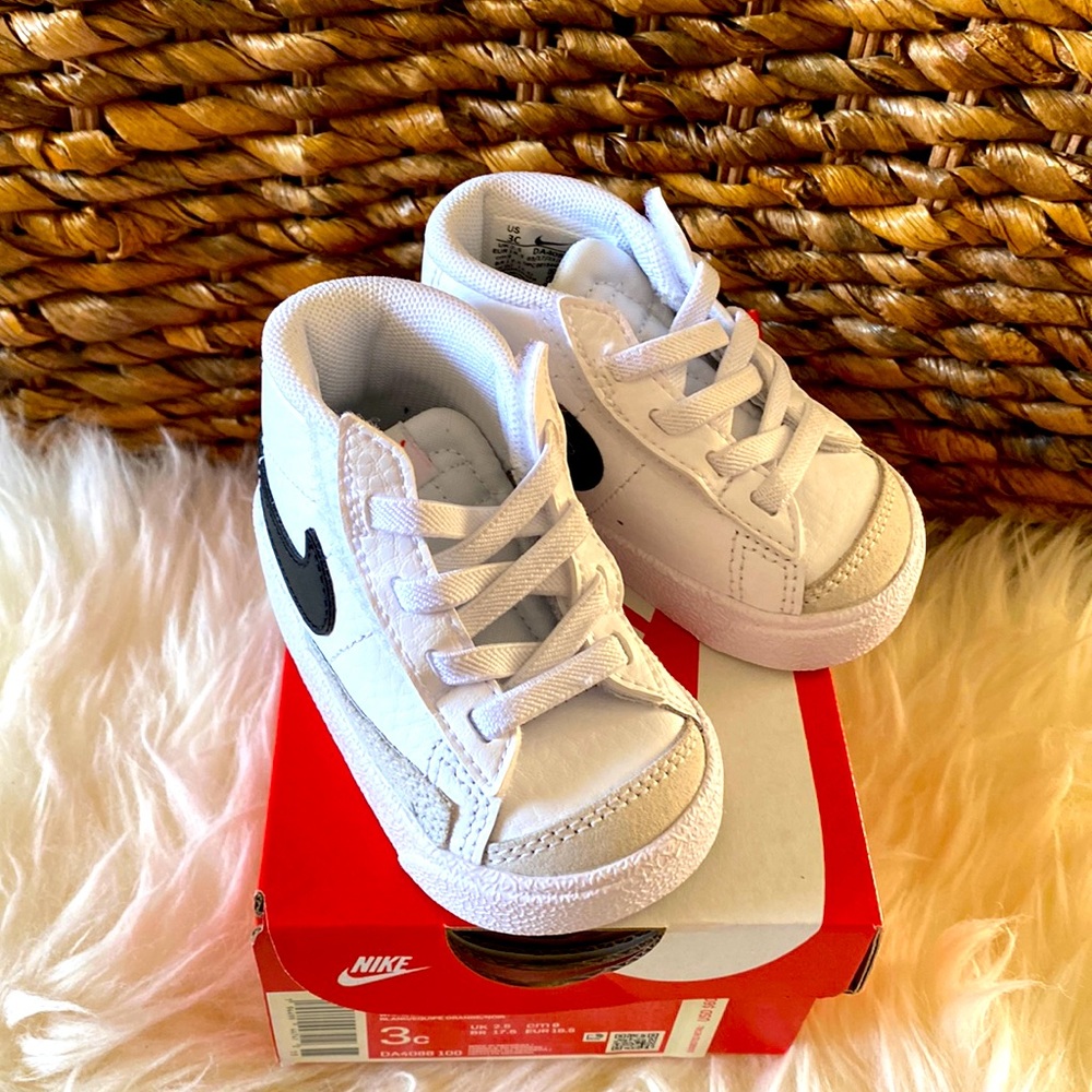 Nike Blazer MID ‘77 sneakers